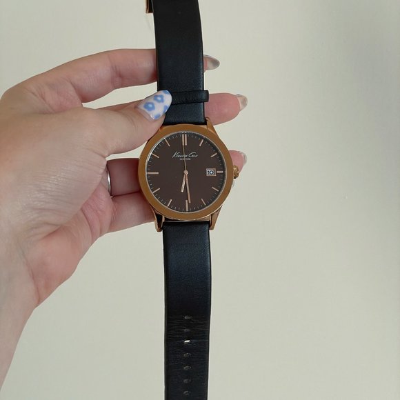 Kenneth Cole New York Men's Quartz Watch - Picture 3 of 4